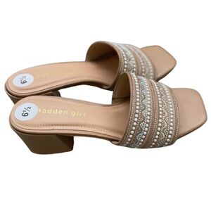 NWT Madden Sandal